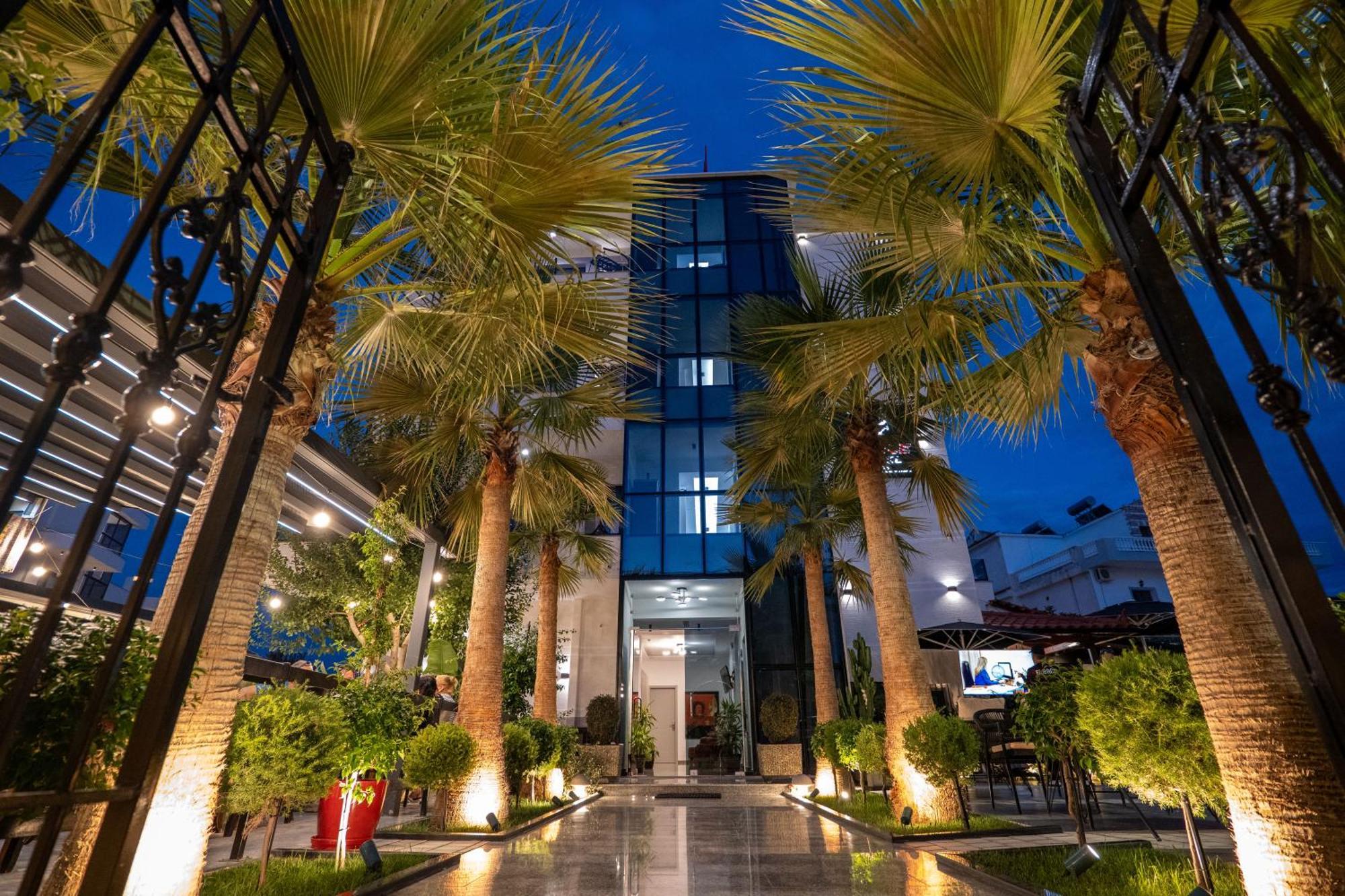 Hotel Eagle Ксамил Экстерьер фото