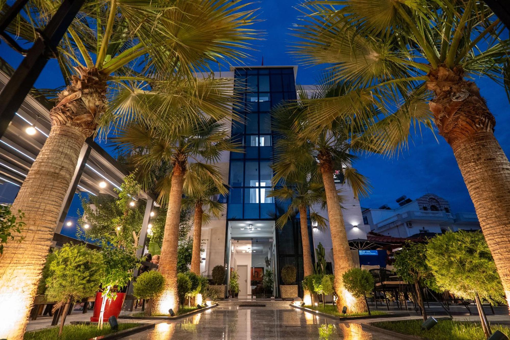 Hotel Eagle Ксамил Экстерьер фото