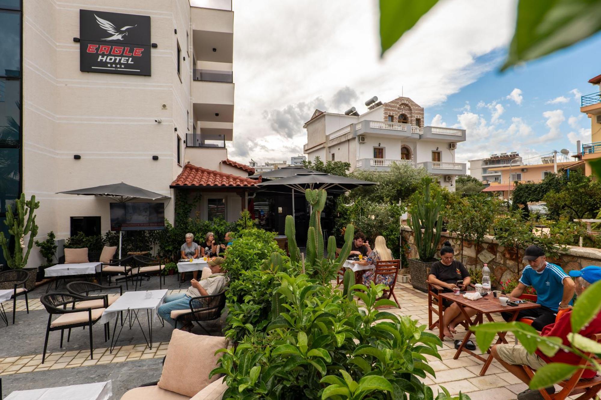 Hotel Eagle Ксамил Экстерьер фото