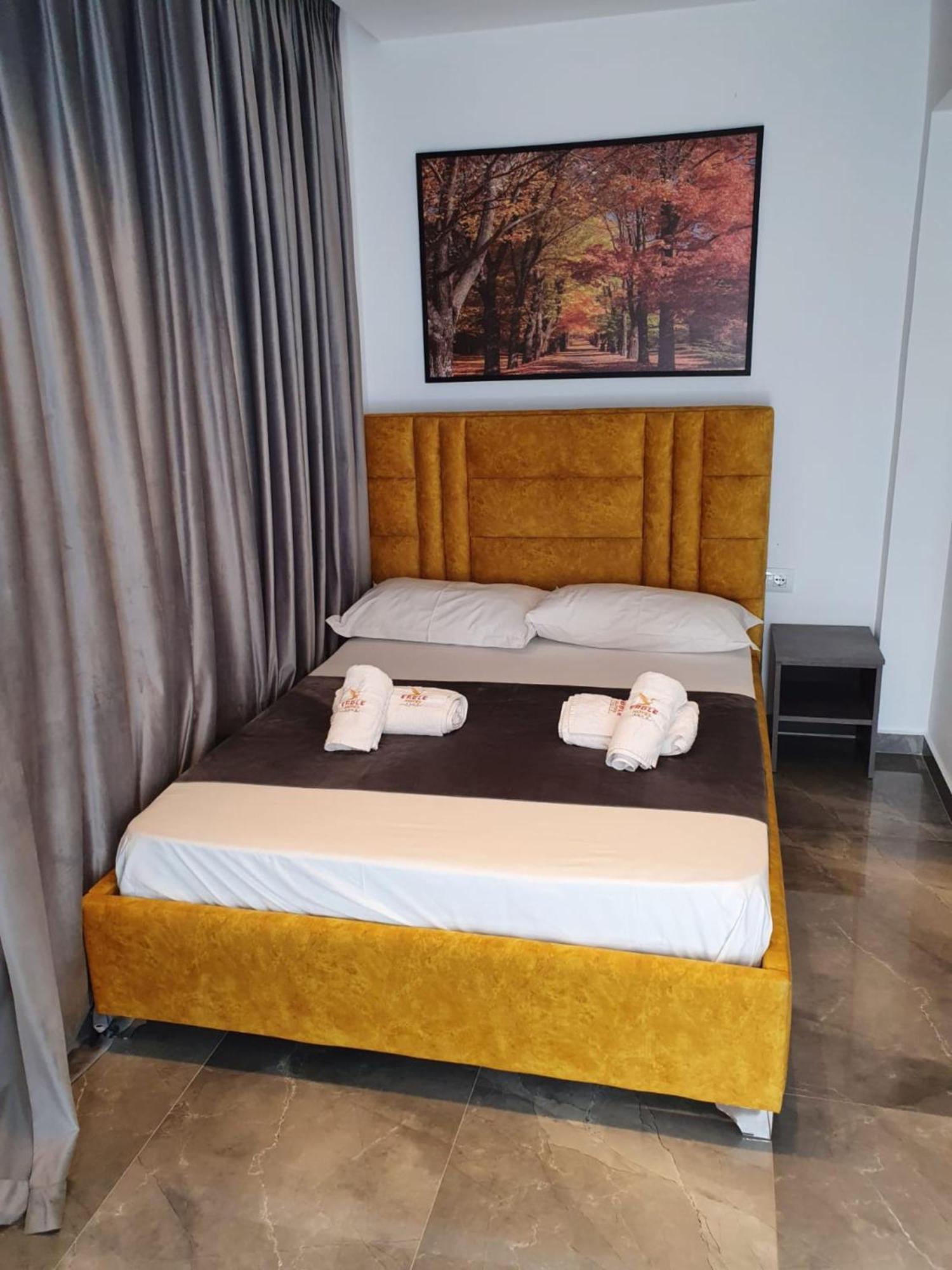 Hotel Eagle Ксамил Экстерьер фото